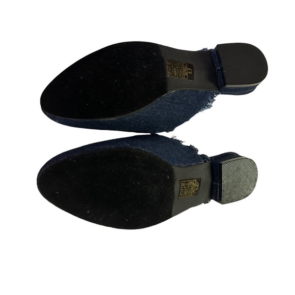NIB Yoki Willas Dark Denim Embroidered Rose Mules - Picture 2 of 3